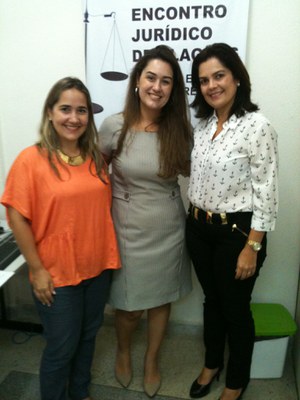 Coordenadora da FDA Lavínia Cavalcanti e as Representantes Isabelle de Souza e Solange Correia